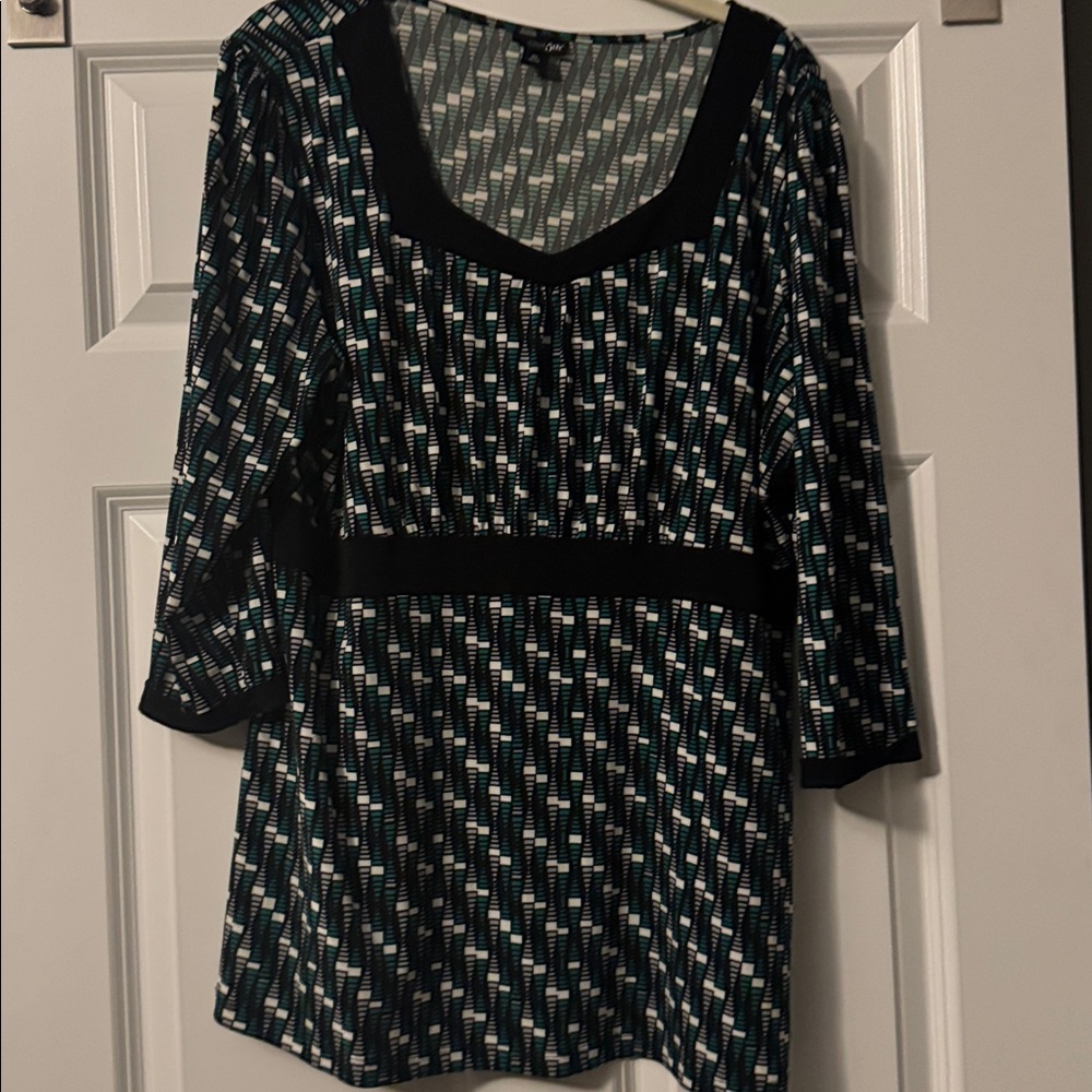 East 5th Geometric Gray and Teal Top
